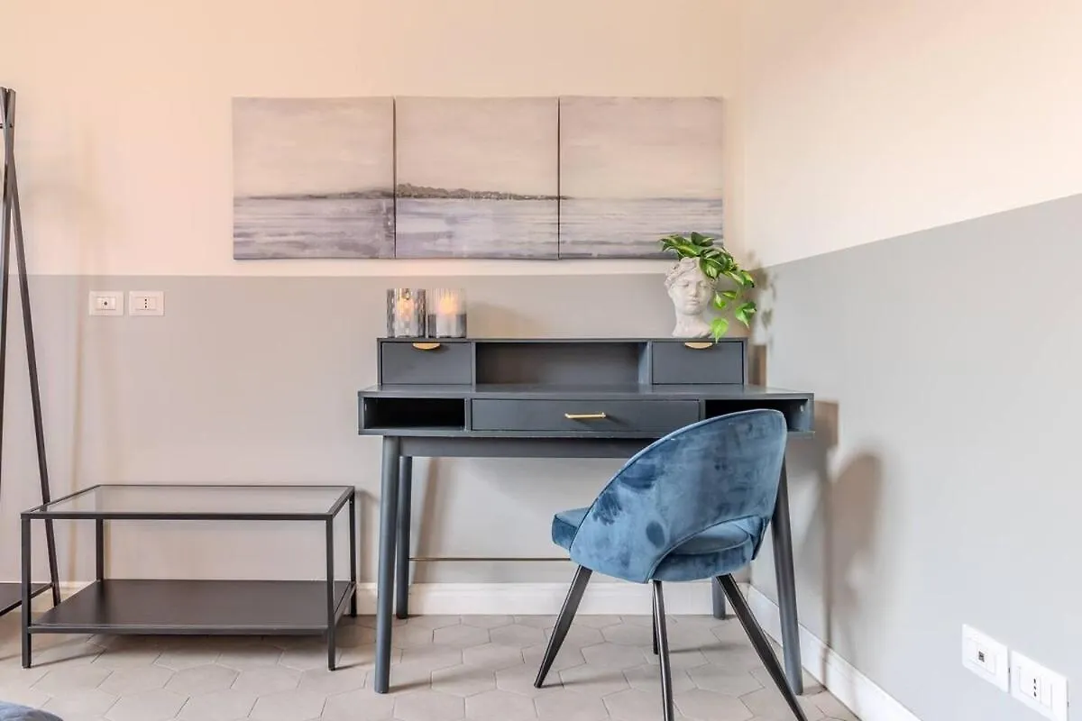 Blue Como Luxury Apt #1