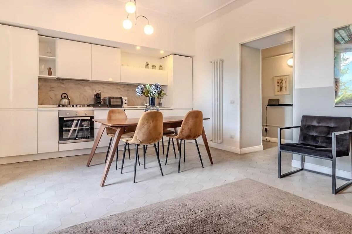 Apartamento Blue Como Luxury Apt #1