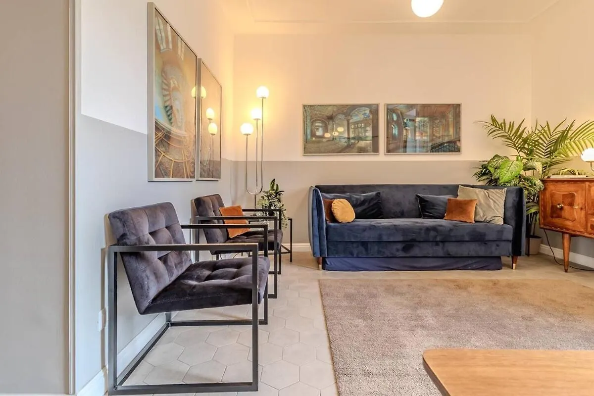 Blue Como Luxury Apt #1