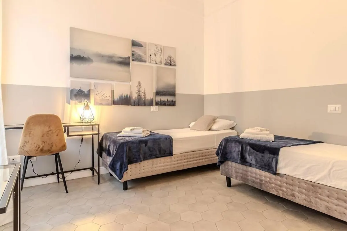Blue Como Luxury Apt #1 0*,
